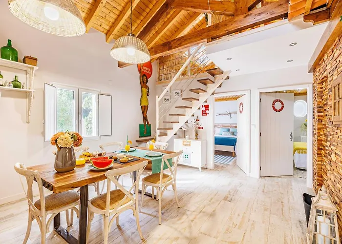 Casas Du Rio Feriehus Maceira (Lisbon)