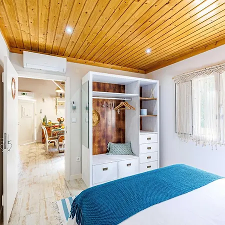 Casas Du Rio Maceira (Lisbon)